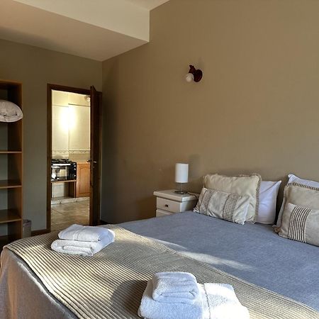 וילה לה אנגוסטרה Cabanas & Aparts Lancuyen, Villa De Montana מראה חיצוני תמונה