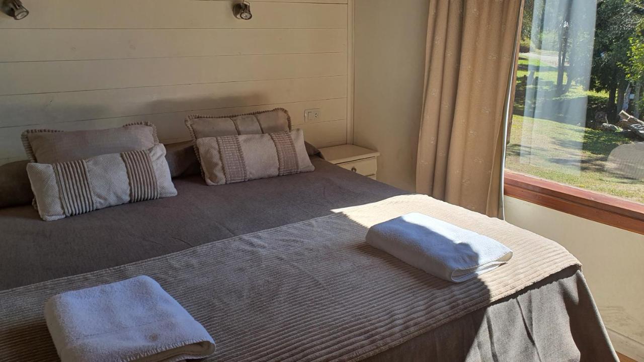 וילה לה אנגוסטרה Cabanas & Aparts Lancuyen, Villa De Montana מראה חיצוני תמונה