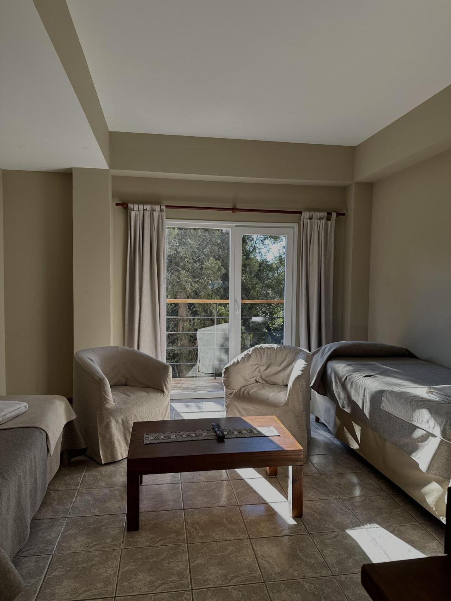 וילה לה אנגוסטרה Cabanas & Aparts Lancuyen, Villa De Montana מראה חיצוני תמונה