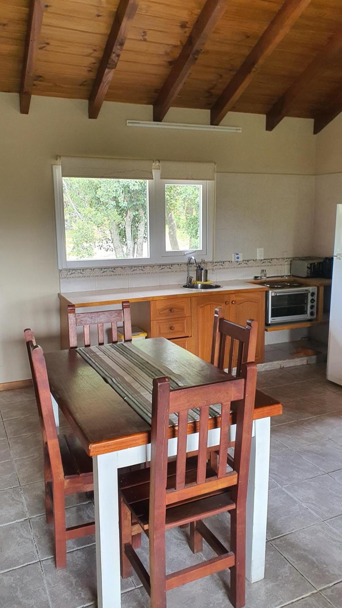 וילה לה אנגוסטרה Cabanas & Aparts Lancuyen, Villa De Montana מראה חיצוני תמונה