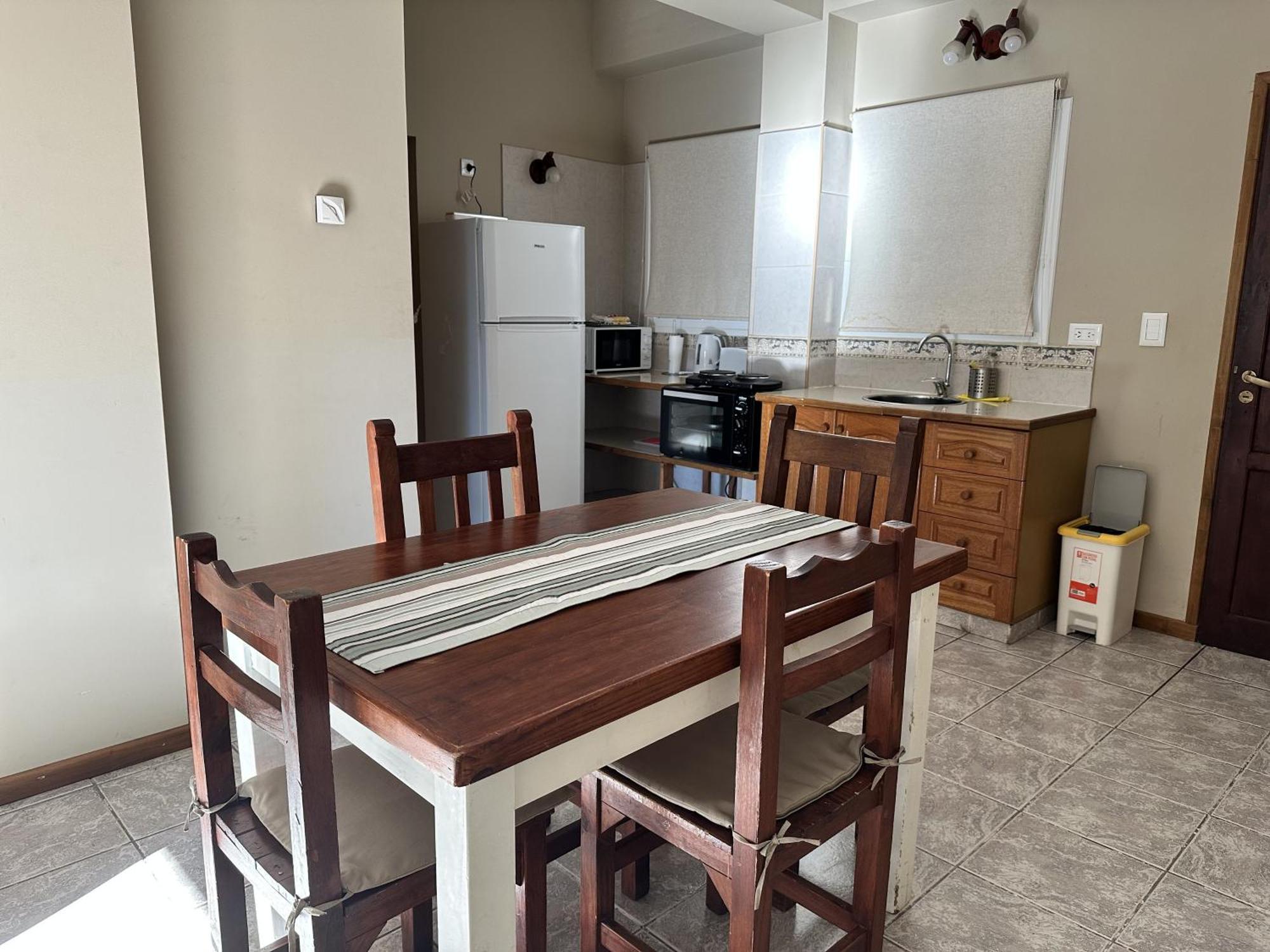 וילה לה אנגוסטרה Cabanas & Aparts Lancuyen, Villa De Montana מראה חיצוני תמונה
